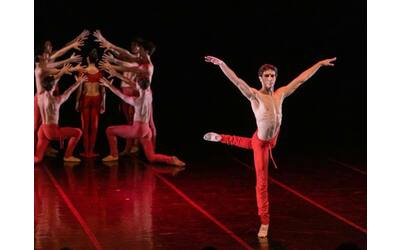 Alessandro Cavallo, ex ballerino di «Amici»: l’Italia che danza con il Béjart Ballet