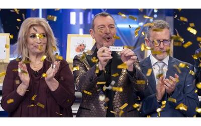 gli ascolti tv del 6 gennaio i dati auditel di ieri affari tuoi speciale lotteria italia fa il pieno con 5 5 milioni di telespettatori share del 31 4