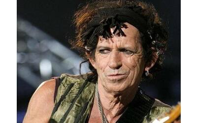 Keith Richards compie 80 anni: la lunga amicizia con Mick Jagger, attore in...