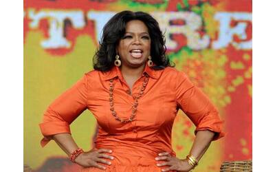 Oprah Winfrey compie 70 anni: l’infanzia in povertà, attrice ne «Il colore viola», 7 segreti