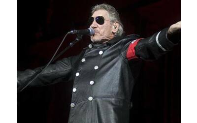 Roger Waters, ex Pink Floyd. respinto da due hotel per «antisemitismo»....