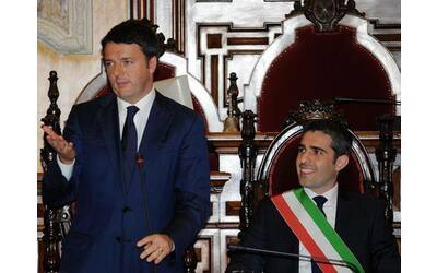 Europee e lo scontro su +Europa, Pizzarotti: «Renzi, basta bullismo. Non decidi tu»