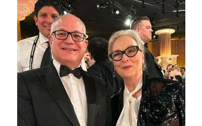 Gualtieri con Meryl Streep e Jon Hamm e Jon Hamm: le foto del sindaco di Roma ai Golden Globes