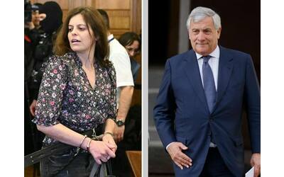 Ilaria Salis, la reazione di Tajani: «Di nuovo in catene, non è un bel modo. Candidarla? Politicizzare non aiuta»