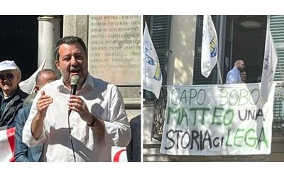 Salvini in piazza per i 4o anni di Lega prova a placare Bossi: «Senza di lui...