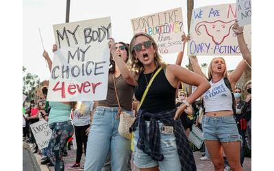 Aborto, l’Arizona torna a 160 anni fa e Trump difende il «diritto» degli Stati a regolamentarlo