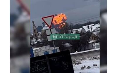 aereo russo abbattuto vicino a belgorod mosca a bordo prigionieri di guerra ucraini kiev smentisce e accusa trasporta missili