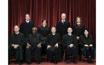 Corte Suprema Usa, chi sono i nove giudici che decideranno le elezioni