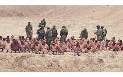 cosa sappiamo sulla foto dei prigionieri senza vestiti a gaza