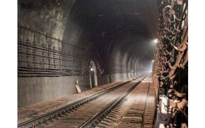 esplosioni in tunnel ferroviario tra la russia e la cina fonti ucraine nostra operazione d intelligence