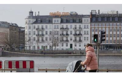 Fecondazione assistita, viaggio in Danimarca: un bimbo su 8 concepito in clinica e 750 mamme single all’anno: «Si può fare»