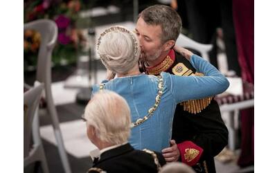 frederik diventa re ma in parlamento e senza corona e il modello danese