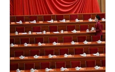 Il Congresso della Cina, nessuna domanda al premier: cancellata la conferenza stampa