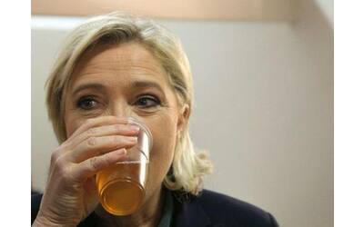 Il «test della birra» in Francia, Marine Le Pen battuta da Èdouard Philippe
