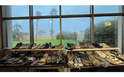 Israele, i resti del rave lavati e riordinati per i familiari: scarpe, libri...