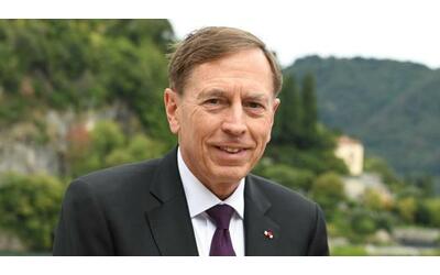 L’ex capo della Cia Petraeus: «Se Putin userà le atomiche, l’America...