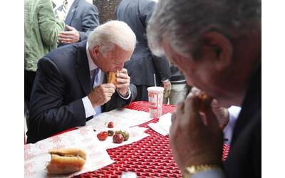 L’hamburger che fa affondare Biden e la dittatura «inevitabile» di Trump