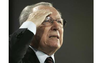 L’intervista a Mario Monti: «Delors mi ispirò sul Mercato unico. Ci...