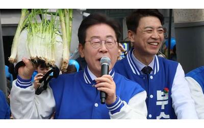 Perché la Corea del Sud ha vietato di portare la verdura ai seggi