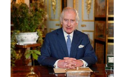 Re Carlo parla in video al Commonwealth, Camilla a Westminster abbey (dopo le...