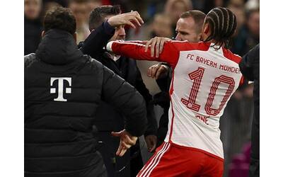 Bayern Monaco-Union Berlino, rissa fra l’allenatore Bjelica e Sané: volano schiaffi