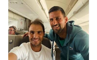 Djokovic e Nadal, la foto assieme in volo verso gli Stati Uniti