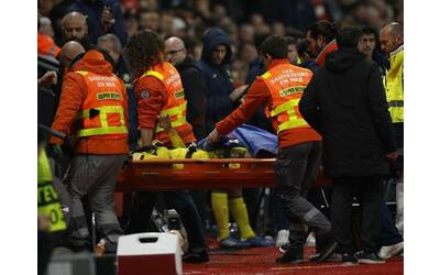 Gabbia perde i sensi per una ginocchiata in Rennes-Villarreal: cosa è successo