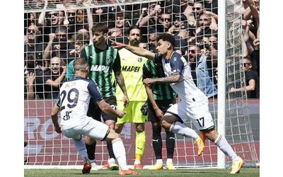 Il Lecce batte il Sassuolo 3-0 con i gol di Gendrey, Dorgu e Piccoli