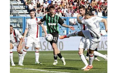 Il Milan riacciuffa il Sassuolo: 3-3 dopo una partenza choc, decide Okafor