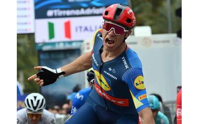 Jonathan Milan ha vinto la settima tappa della Tirreno-Adriatico con record...