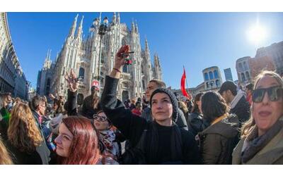 A Milano letti i nomi delle donne uccise: «Io stuprata avrei potuto essere in lista»