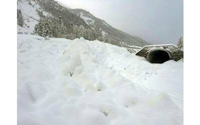 L’esperto di valanghe: «Nevicate e terreni troppo caldi, fenomeni eccezionali sempre più frequenti»