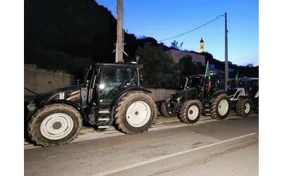 La rabbia dei trattori arriva a Sanremo: «Non va bene come ci sta trattando...