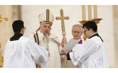 Pasqua, Papa Francesco: «Scambio dei prigionieri in Ucraina, tutti per...