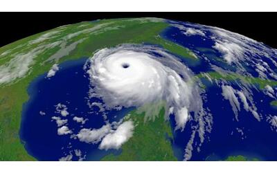 uragani sempre pi forti possibile creazione della categoria 6 la scala normale non basta pi
