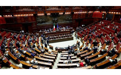 Accordo Italia-Albania sui migranti e mozione Sgarbi, la discussione alla Camera: la diretta