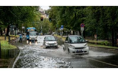Allerta meteo a Milano: codice giallo per rischio idrogeologico, attivato monitoraggio di Seveso e Lambro