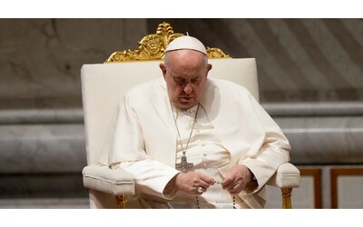 “Ancora non sto bene”; il Papa non ha letto la catechesi per l’Udienza...