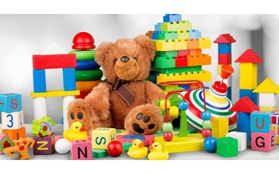attenzione ai giocattoli per bambini possono contenere ftalati un rischio per il sistema riproduttivo dei bambini ecco come riconoscerli
