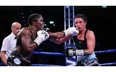 Boxe, l’infermiera Pamela Malvina conquista il titolo europeo: “Un sogno diventato realtà grazie alla palestra popolare”