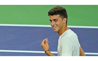 Chi è Luca Nardi, il 20enne pesarese che ha battuto Djokovic: il record a 14...