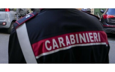 “Cinquemila tonnellate di rifiuti nel torrente”: arrestato un imprenditore edile in Calabria. “Disastro ambientale e rischio esondazioni”