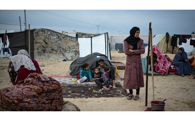 Civili senza cibo e acqua: a Gaza è disastro umanitario. L’altra guerra...