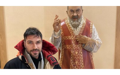 Costantino Vitagliano ‘si affida’ a Padre Pio dopo la scoperta della malattia: “Ogni giorno è un giorno in più per vivere”