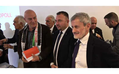 Critiche a Meloni e ai “fighetti della sinistra radical”: Marco Rizzo e Gianni Alemanno insieme tra Palestina e convergenze politiche