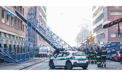 Crollo della gru a Torino con 3 operai morti: a processo 5 tra dirigenti e tecnici delle aziende