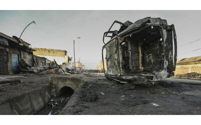 Esplosione di gas a Nairobi: una “palla di fuoco” travolge case e...