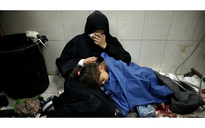 festa della mamma a gaza tra morte e fuga dalle bombe mezzaluna rossa nella striscia vengono uccise 37 madri ogni giorno