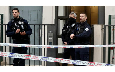 francia uccide la compagna e i quattro figli arrestato dopo la fuga aveva precedenti per violenze e gravi disturbi psichiatrici
