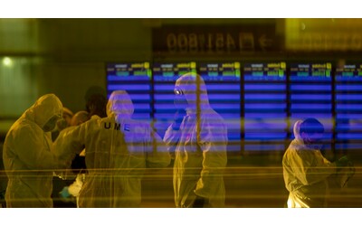 “Fuga radioattiva da una valigia su un aereo”: allarme all’aeroporto di...